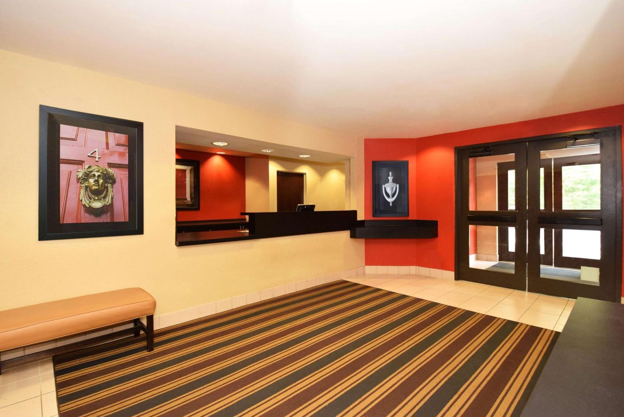 Extended Stay America Select Suites - Chicago - Westmont - Oak Brook Экстерьер фото