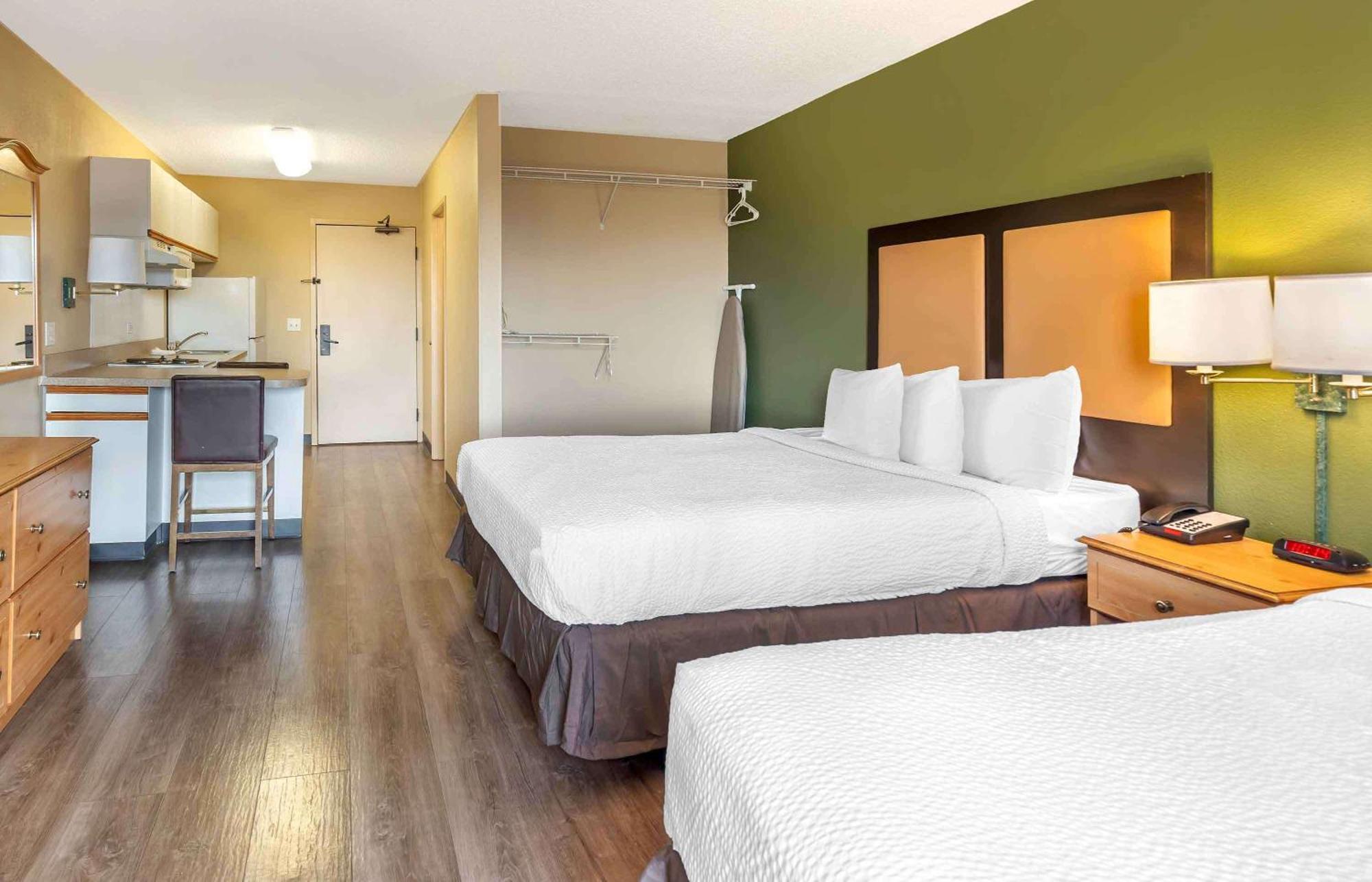 Extended Stay America Select Suites - Chicago - Westmont - Oak Brook Экстерьер фото