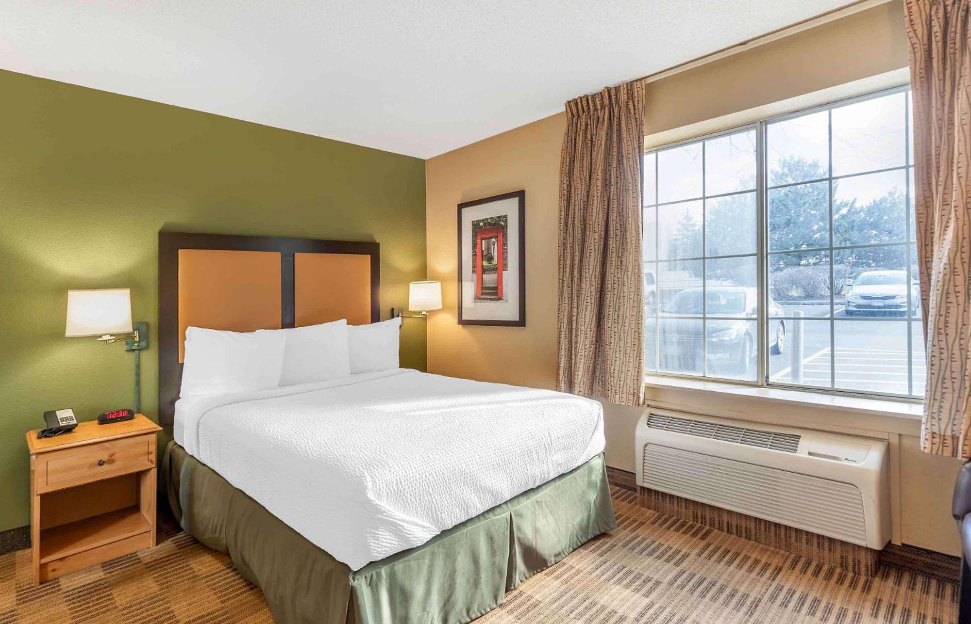 Extended Stay America Select Suites - Chicago - Westmont - Oak Brook Экстерьер фото
