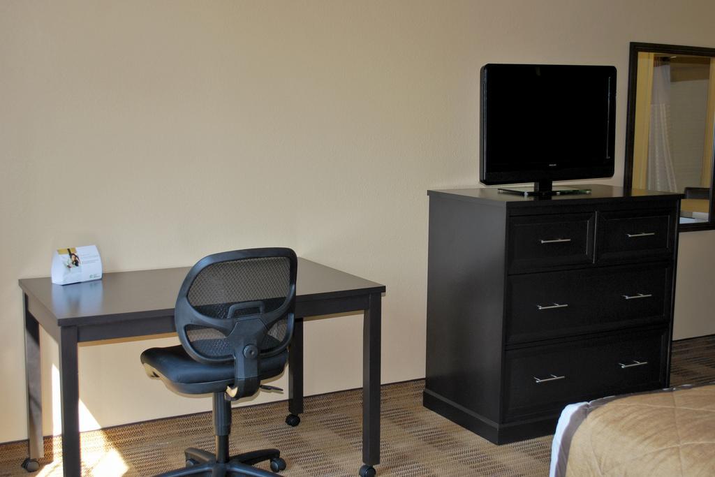 Extended Stay America Select Suites - Chicago - Westmont - Oak Brook Экстерьер фото